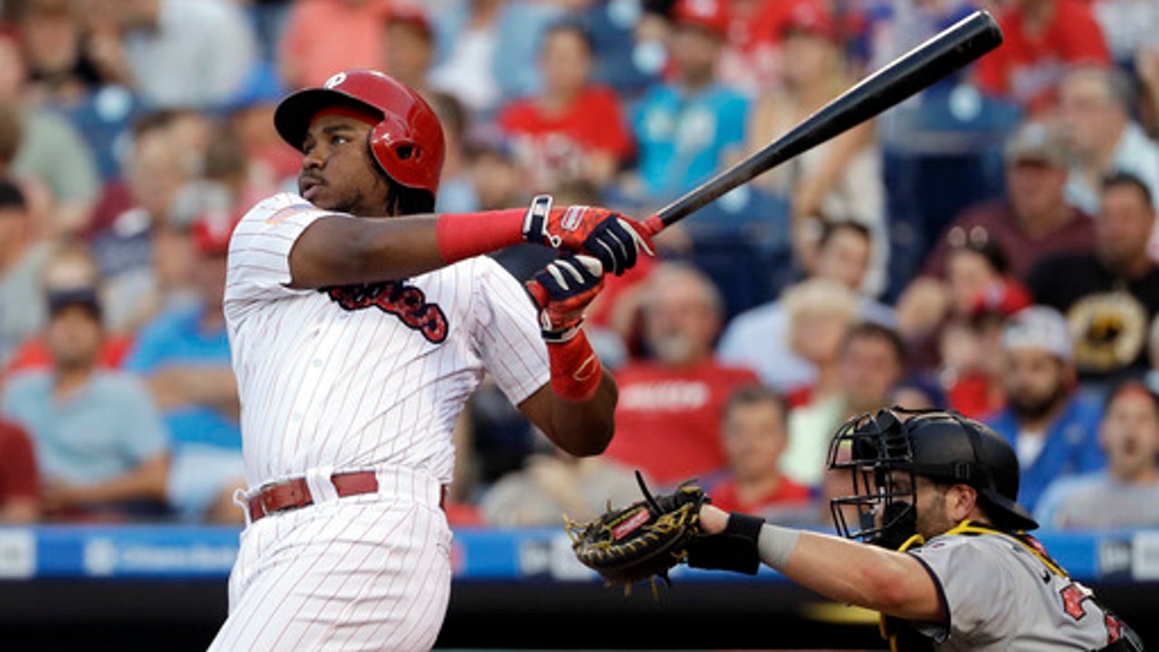 Nola tosses 7 splendid innings, Phils beat Pirates 4-0 (Jul 03, 2017)